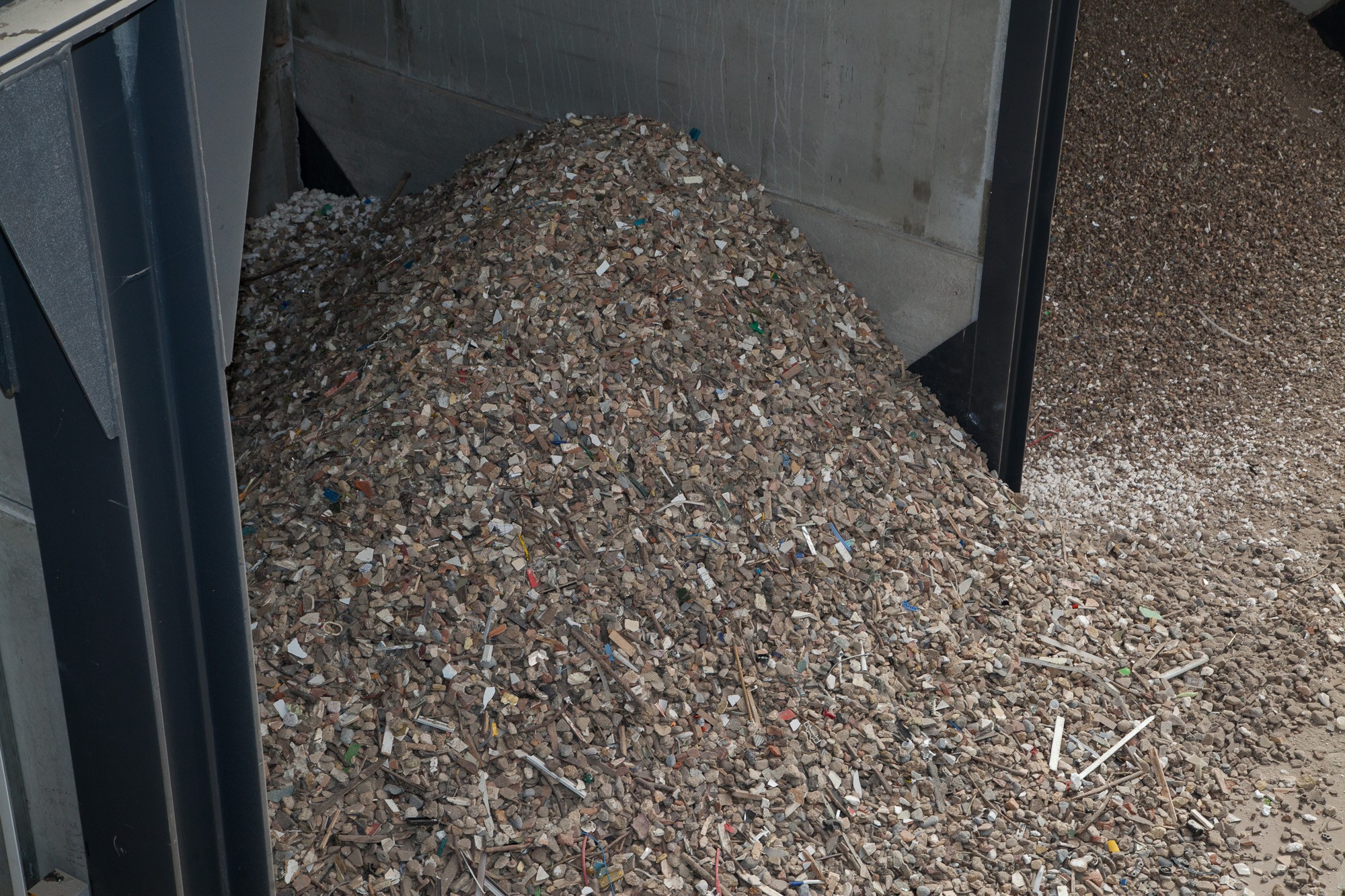 Sand and gravel aggregate type supplies from Woodford Recycling