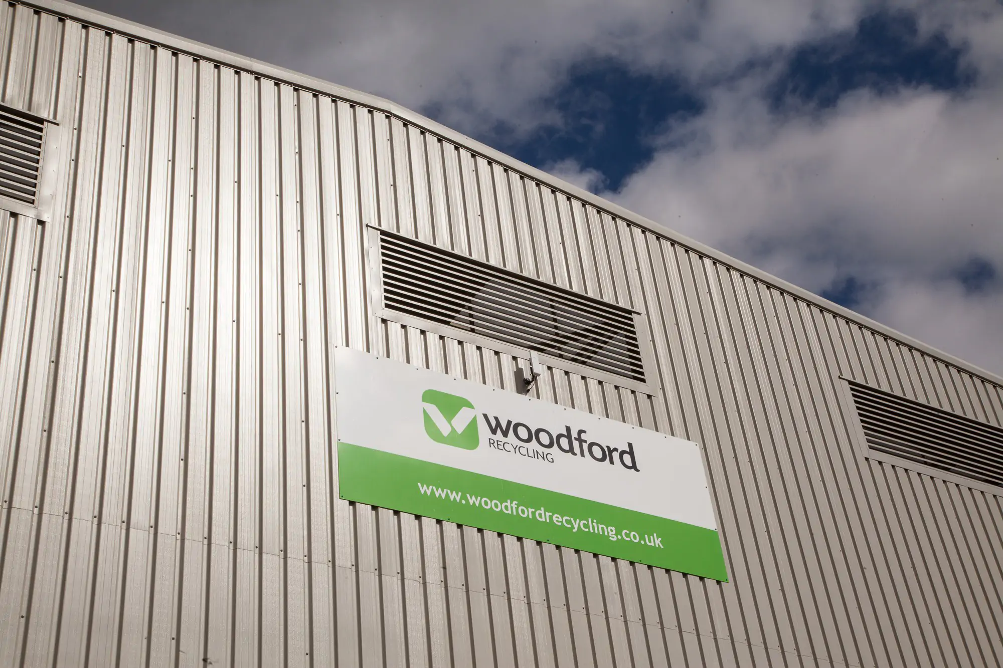 Skip hire, recycling & waste management in Stamford | Woodford Recycling